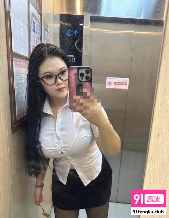 丰臀巨乳小坦克